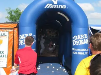 2011 CWS Omaha Baseball Village 28