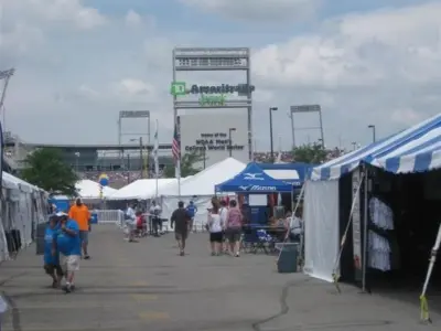 2011 CWS Omaha Baseball Village 48