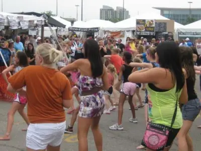 2011 CWS Omaha Baseball Village 56