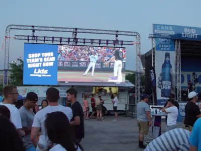 2016 CWS Omaha Baseball Village 06