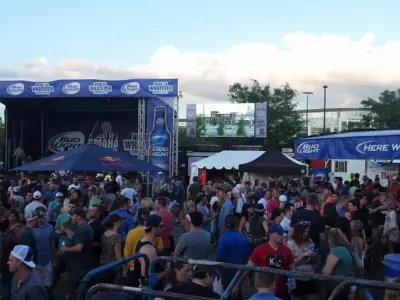 2016 CWS Omaha Baseball Village 07