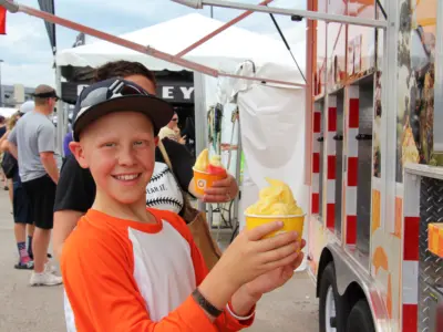2017 CWS Omaha Baseball Village 30